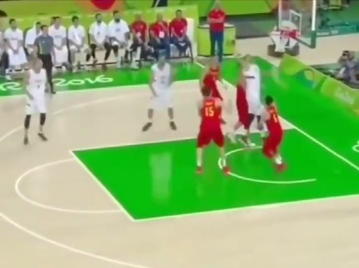 当年周琦在奥运会上对约基奇这一攻一防可还行