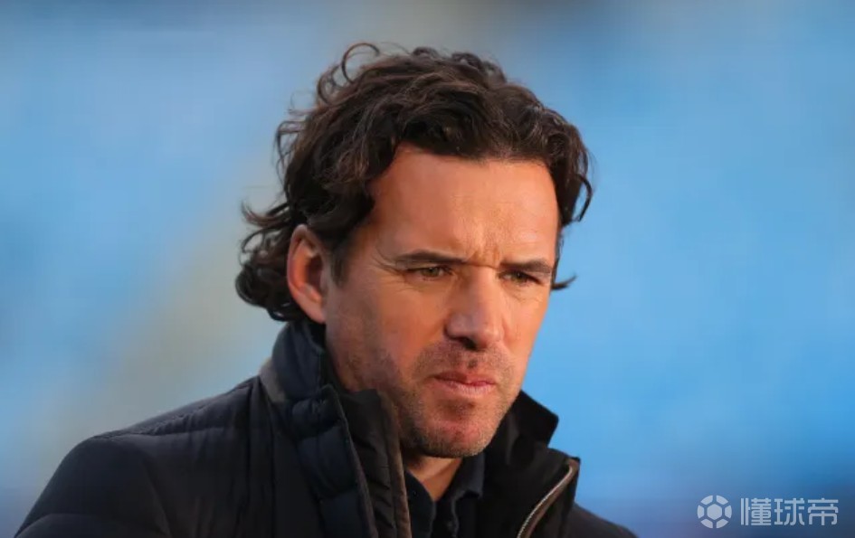 哈格里夫斯：阿森纳有可能拿四冠王；埃泽是一位特别的球员